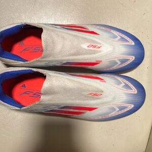 I am selling because  they are too small and don’t fit bought from dsg